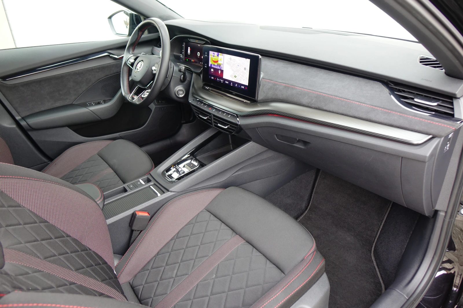 Skoda Octavia VRS* 4X4* OLED LIGHTS* CANTON* CARBON*  | Mobile.bg   16