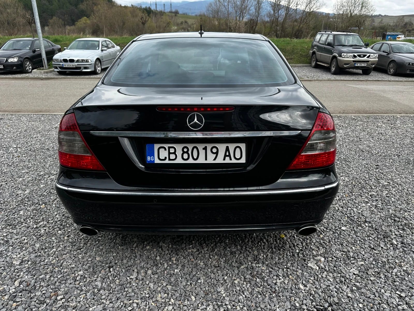 Mercedes-Benz E 320  - изображение 3
