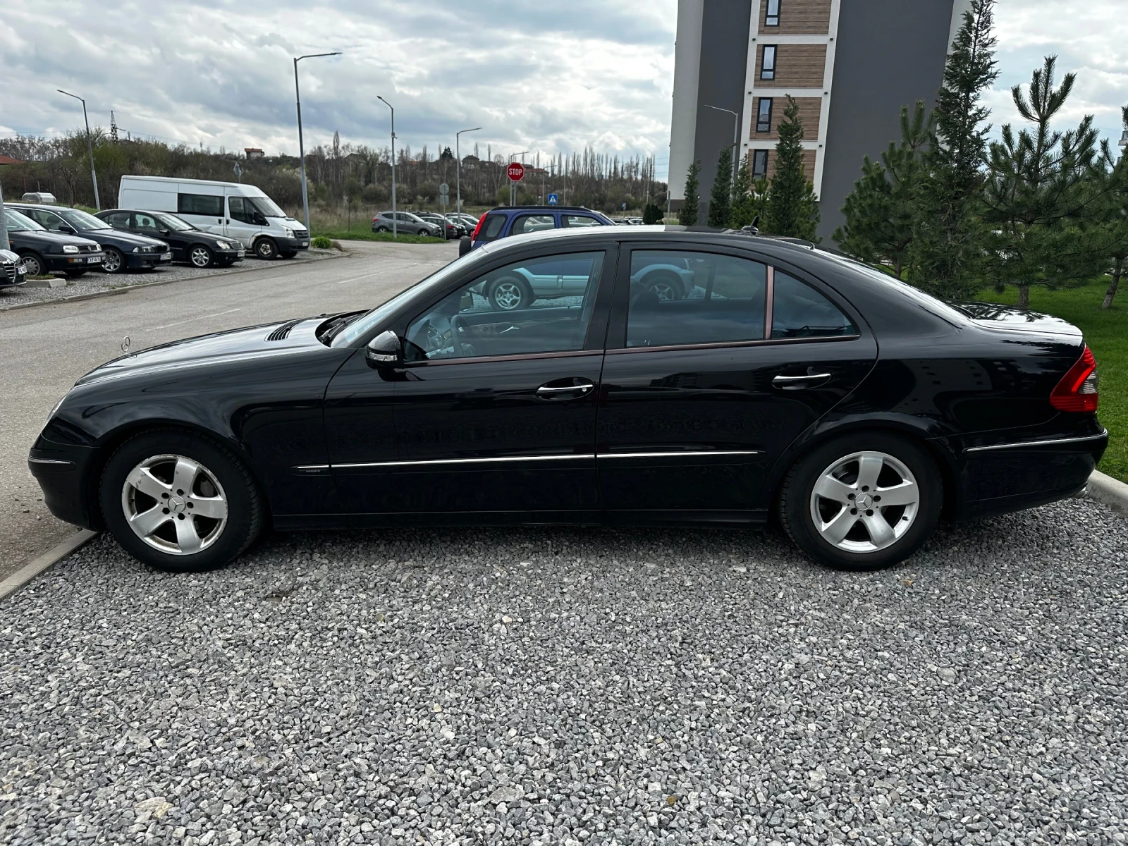 Mercedes-Benz E 320  - изображение 2