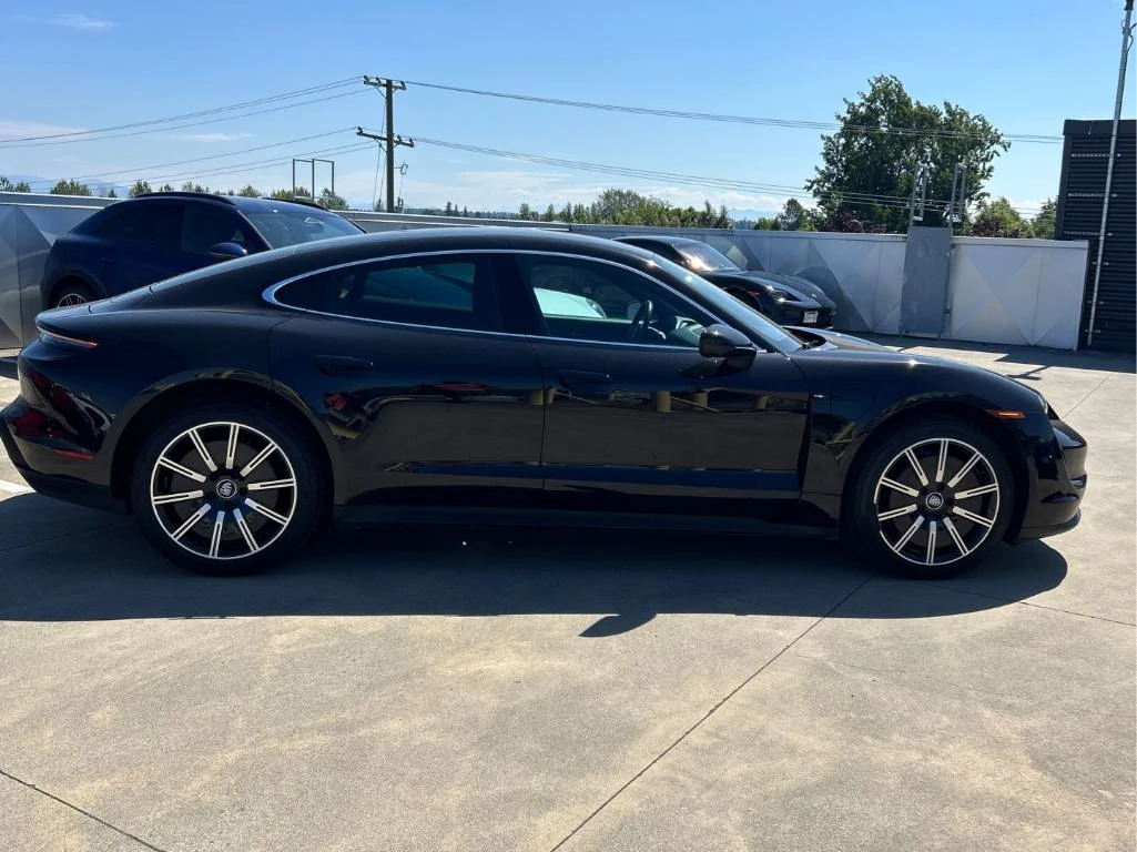 Porsche Taycan 4S * CARFAX* ОПЦИЯ ЗА ФИНАНСИРАНЕ*  - изображение 4