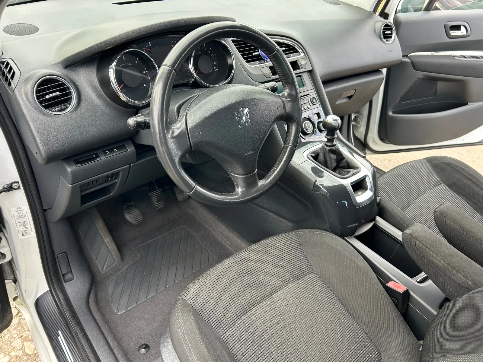 Peugeot 5008 1.6 HDI 7 места - изображение 10