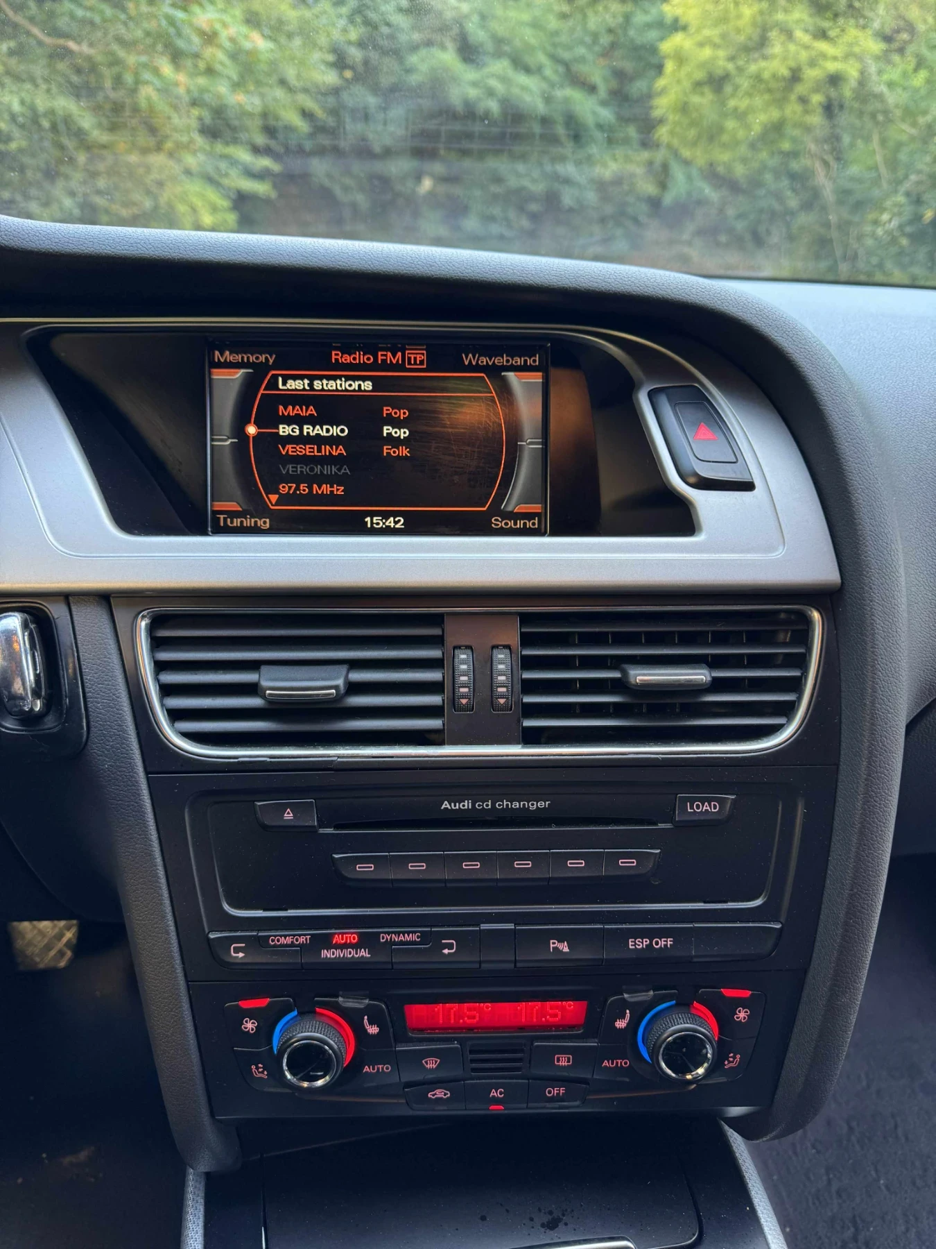 Audi A4 3.0TDi quattro  - изображение 8