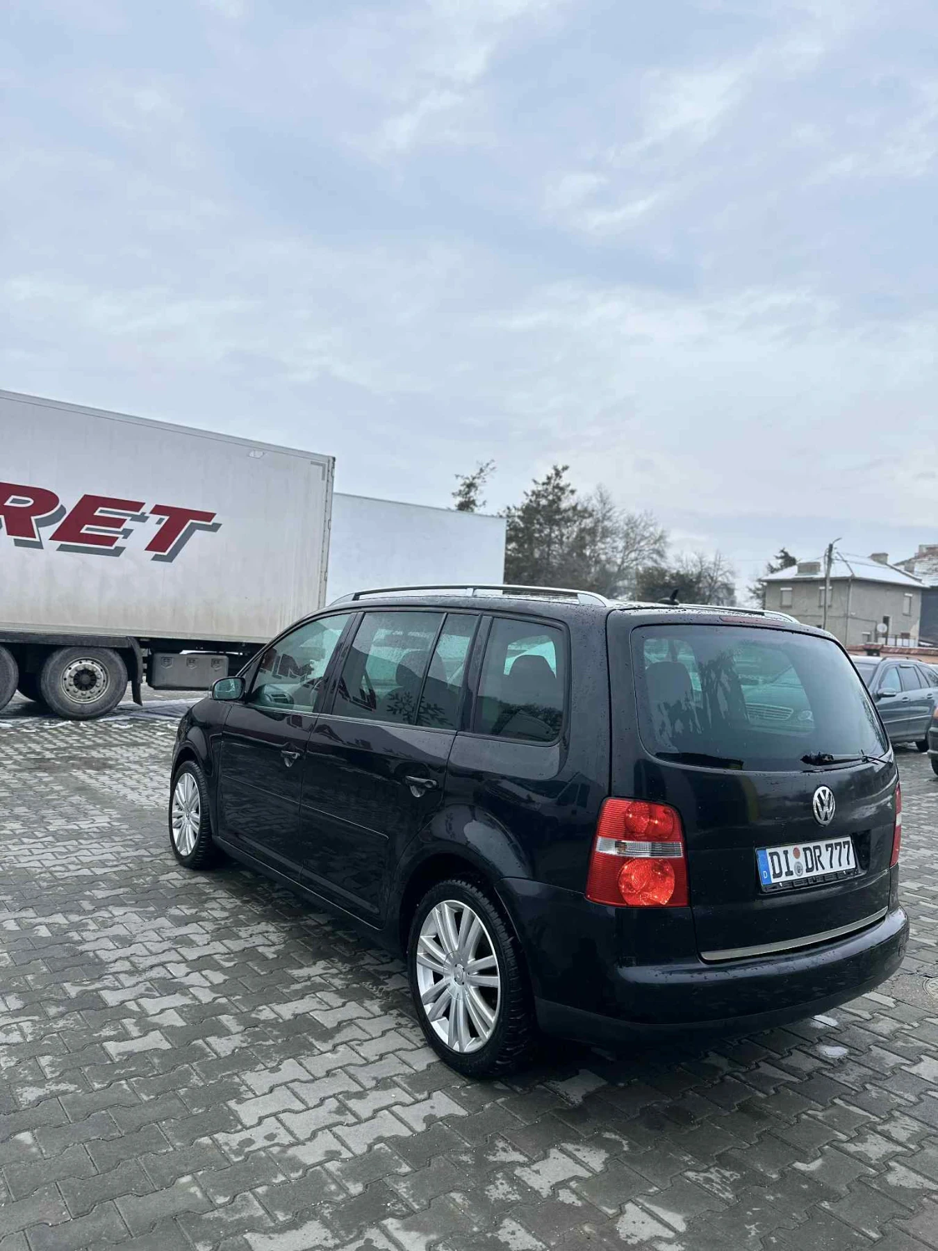 VW Touran 2.0TDI 170k.c - изображение 5