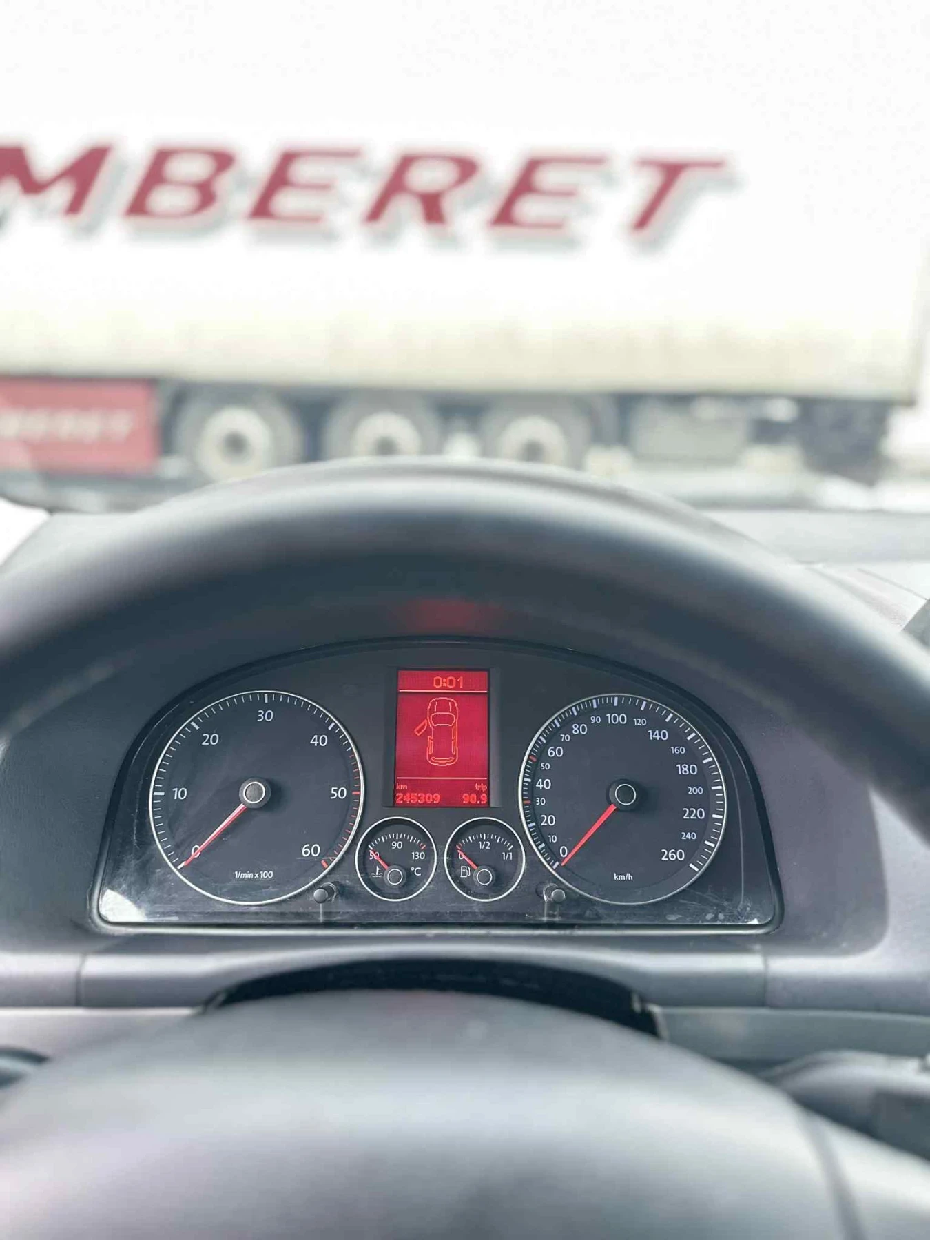 VW Touran 2.0TDI 170k.c - изображение 9