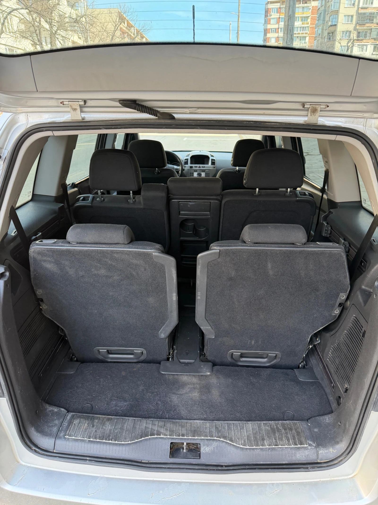 Opel Zafira 1.8i , 7 места, снимка 12 - Автомобили и джипове - 53824717