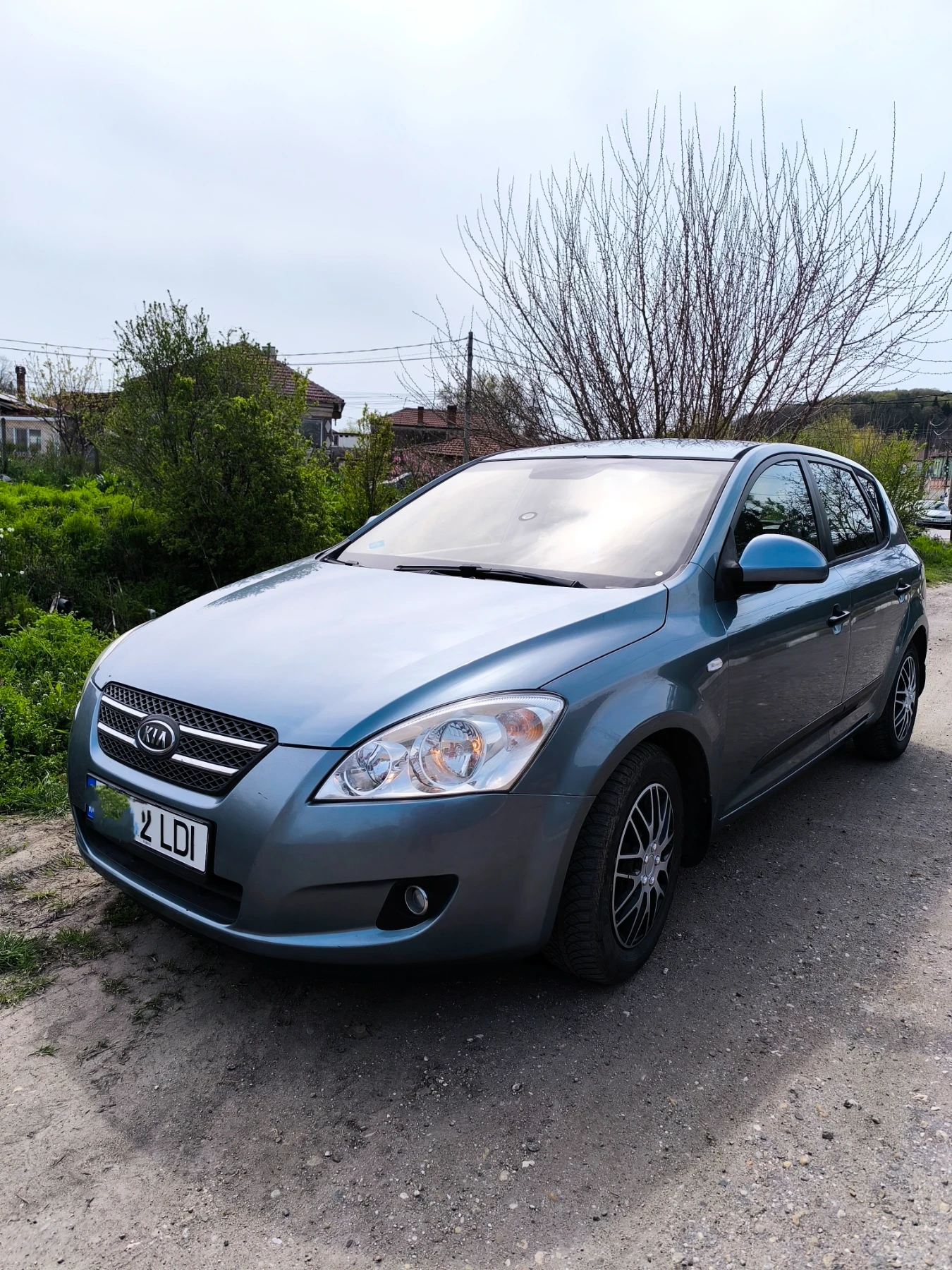 Kia Ceed 109к.с Бензин и газ на 135000км - проверени, 