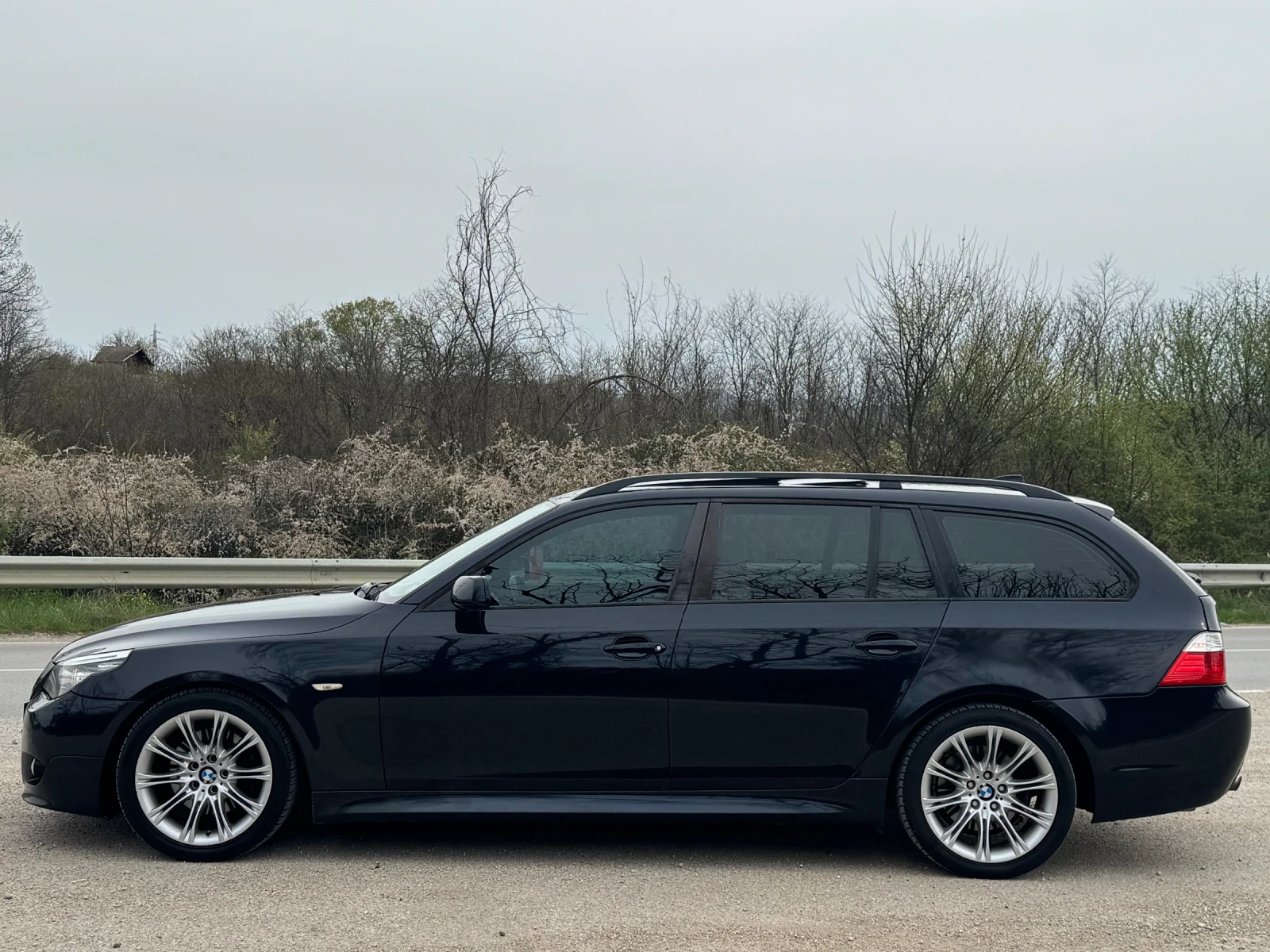 BMW 530 * EDITION* * FULL екстри* Мpack* , снимка 4 - Автомобили и джипове - 54204646