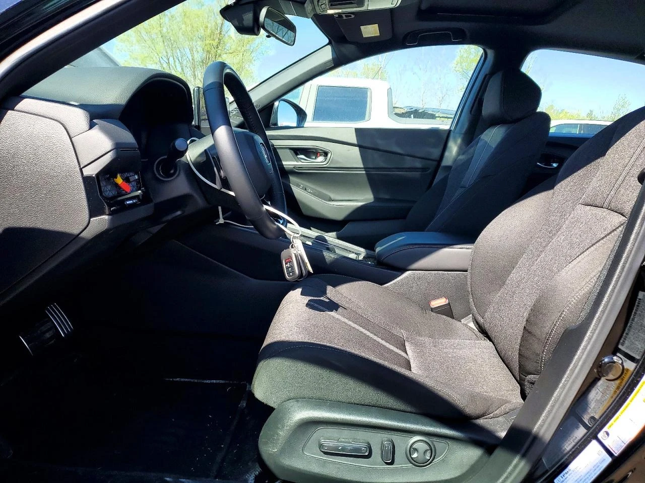 Honda Accord * Hybrid* Sport* , снимка 7 - Автомобили и джипове - 54560227