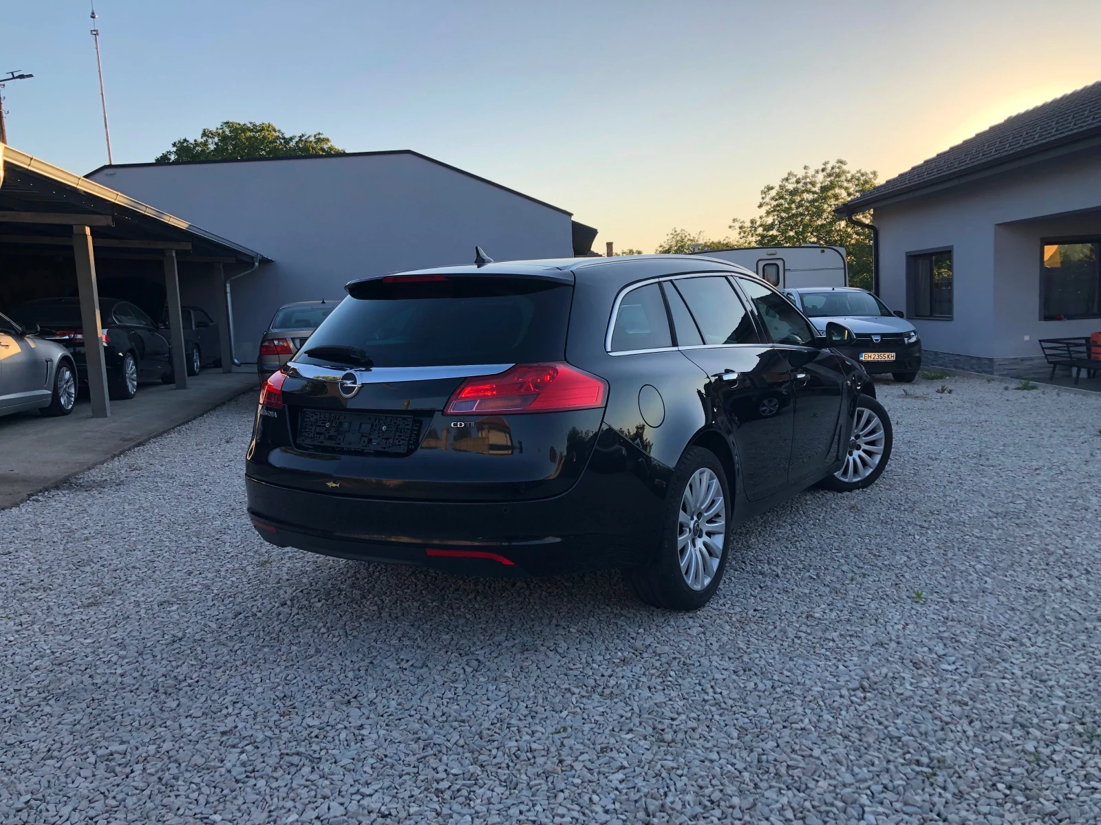 Opel Insignia 2.0 CDTI SPORTS 195ps, снимка 4 - Автомобили и джипове - 54597774