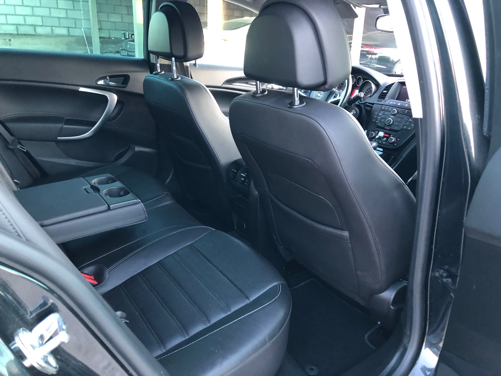 Opel Insignia 2.0 CDTI SPORTS 195ps, снимка 10 - Автомобили и джипове - 54597774