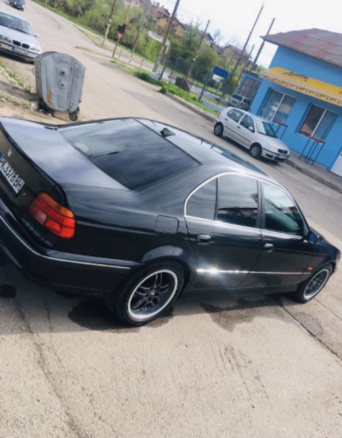 BMW 520, снимка 3 - Автомобили и джипове - 54611511