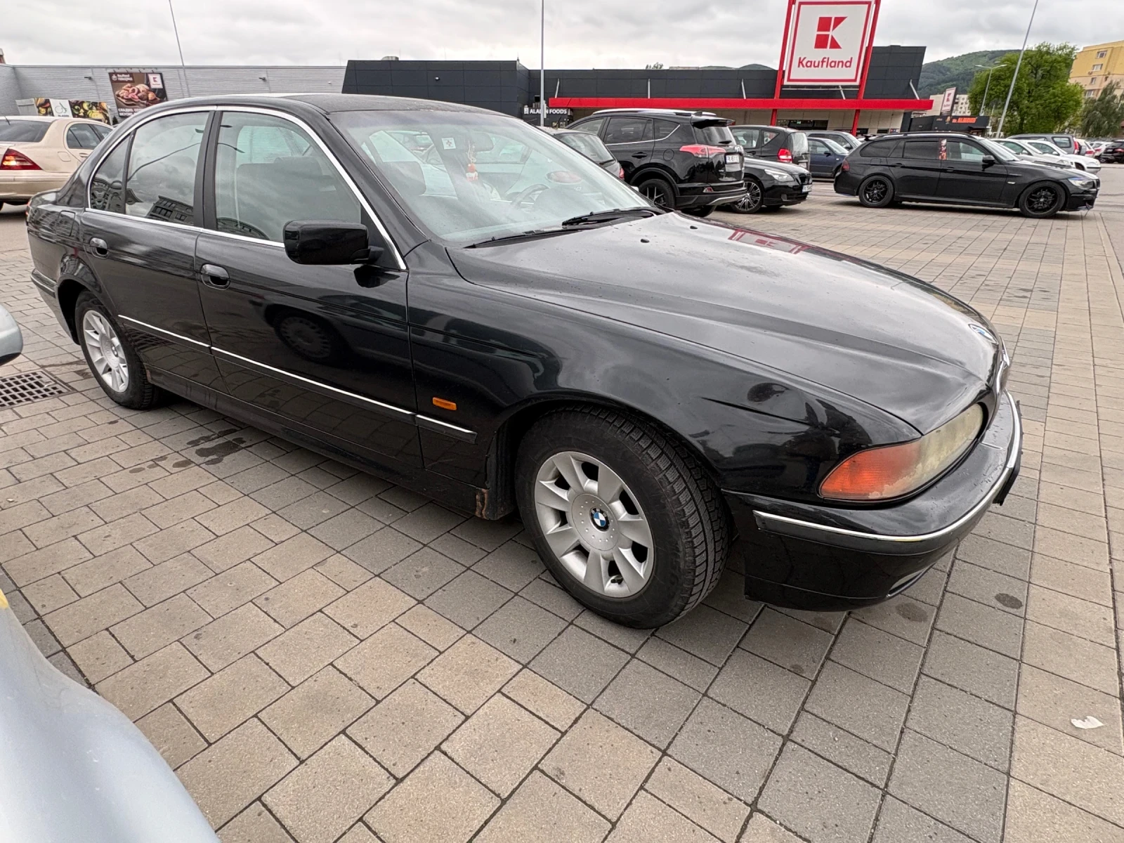 BMW 520, снимка 6 - Автомобили и джипове - 54611511