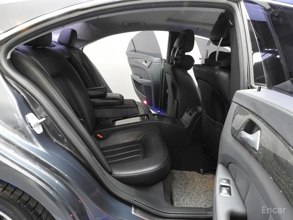 Mercedes-Benz CLS 250 FACE* DIESEL* 4MATIC* AMG* PANO* LANE ASS* ����*  | Mobile.bg � ����������� 12