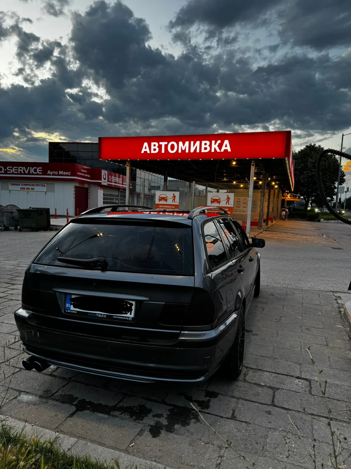 BMW 318 2.0i 143, снимка 5 - Автомобили и джипове - 54755057