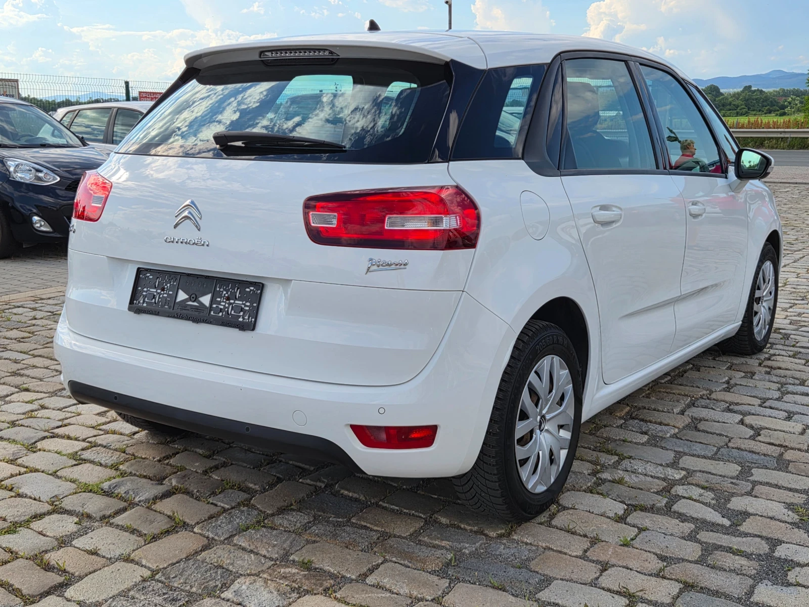 Citroen C4 Picasso 1.6HDI EURO 5 127500 км., снимка 8 - Автомобили и джипове - 54840528