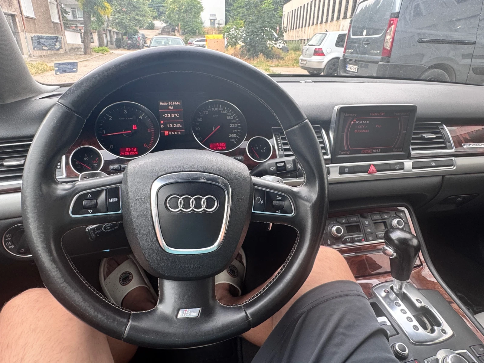 Audi A8, снимка 11 - Автомобили и джипове - 55022622