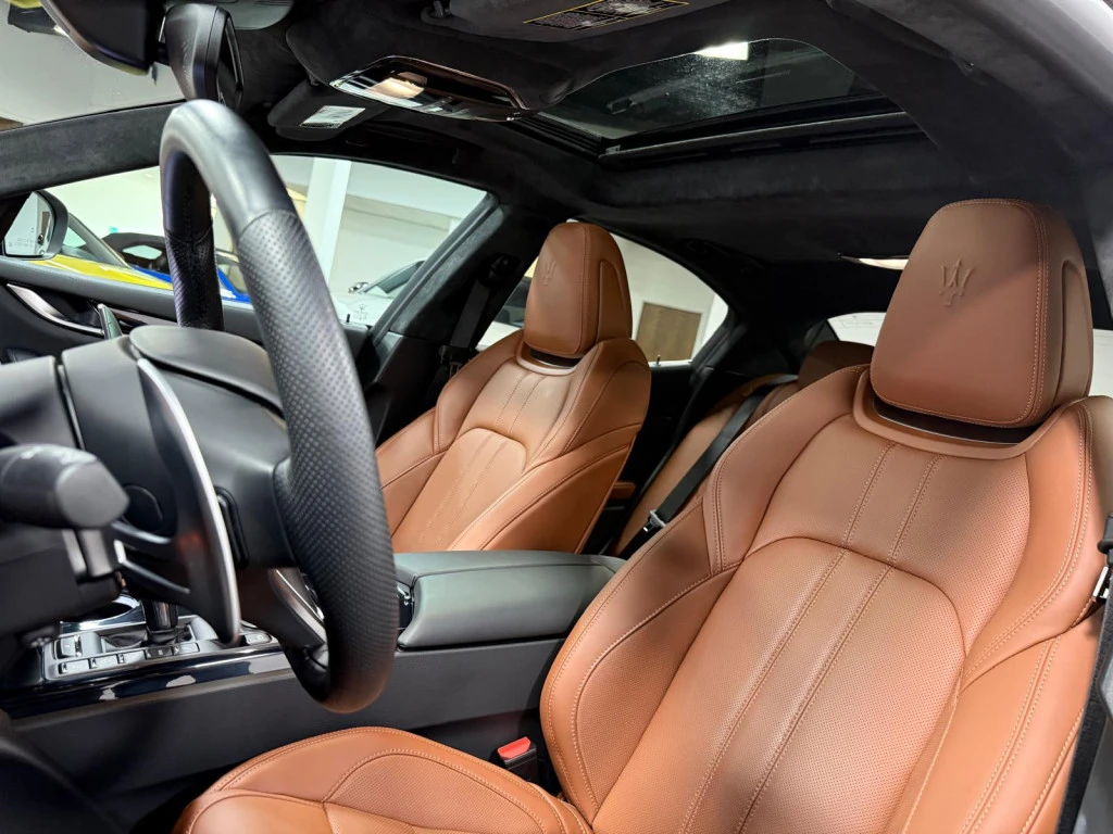 Maserati Ghibli Modena Q4* Естествена кожа* Италианска красавица!*, снимка 9 - Автомобили и джипове - 55147876