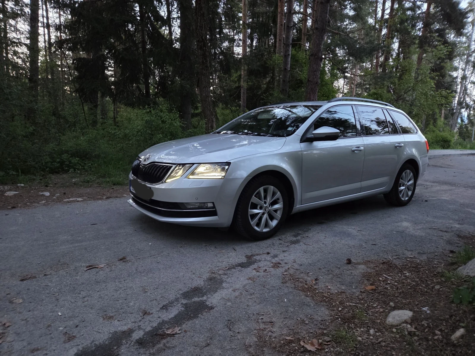 Skoda Octavia, снимка 2 - Автомобили и джипове - 55251858