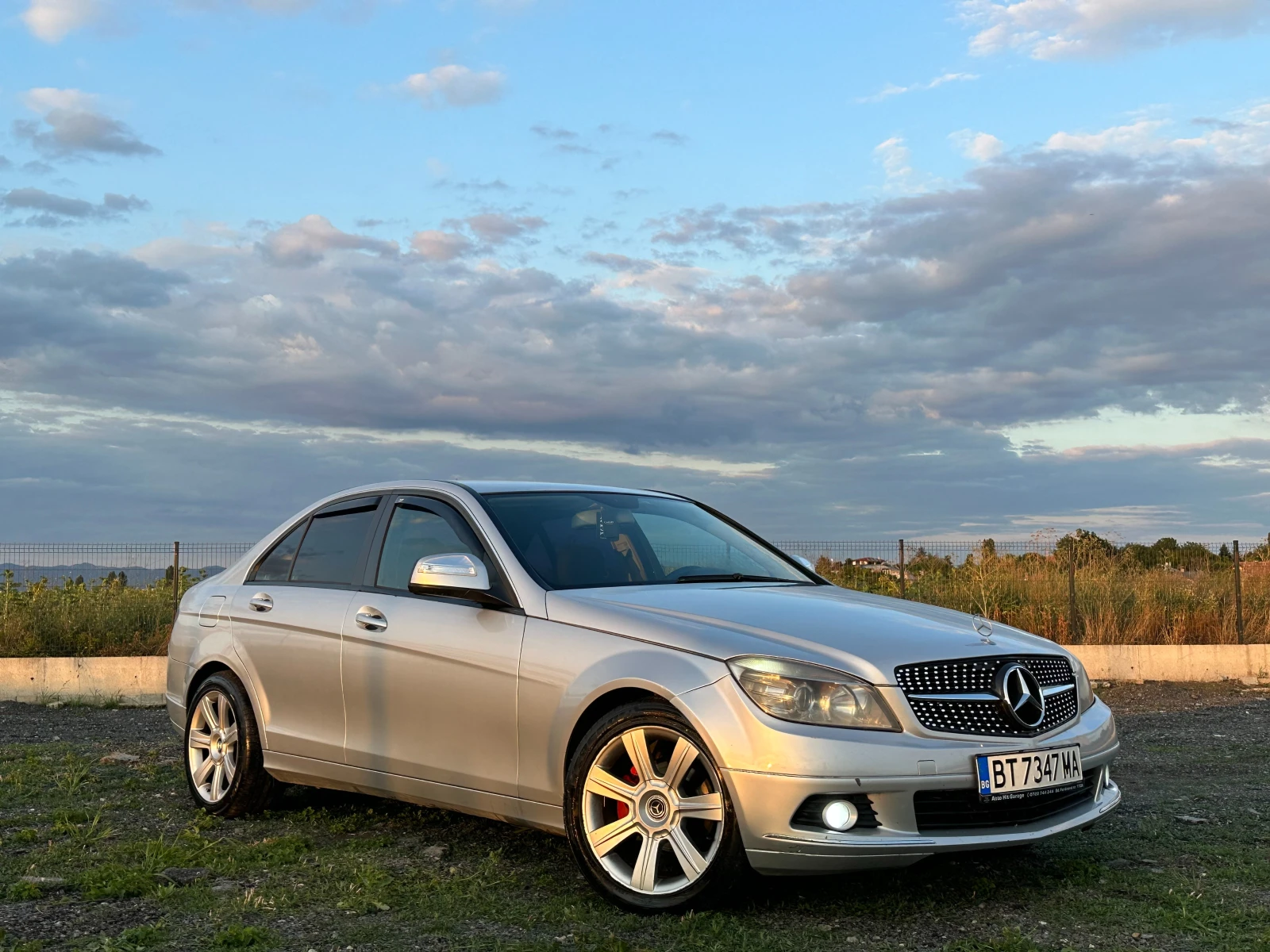 Mercedes-Benz C 200, снимка 2 - Автомобили и джипове - 55402462