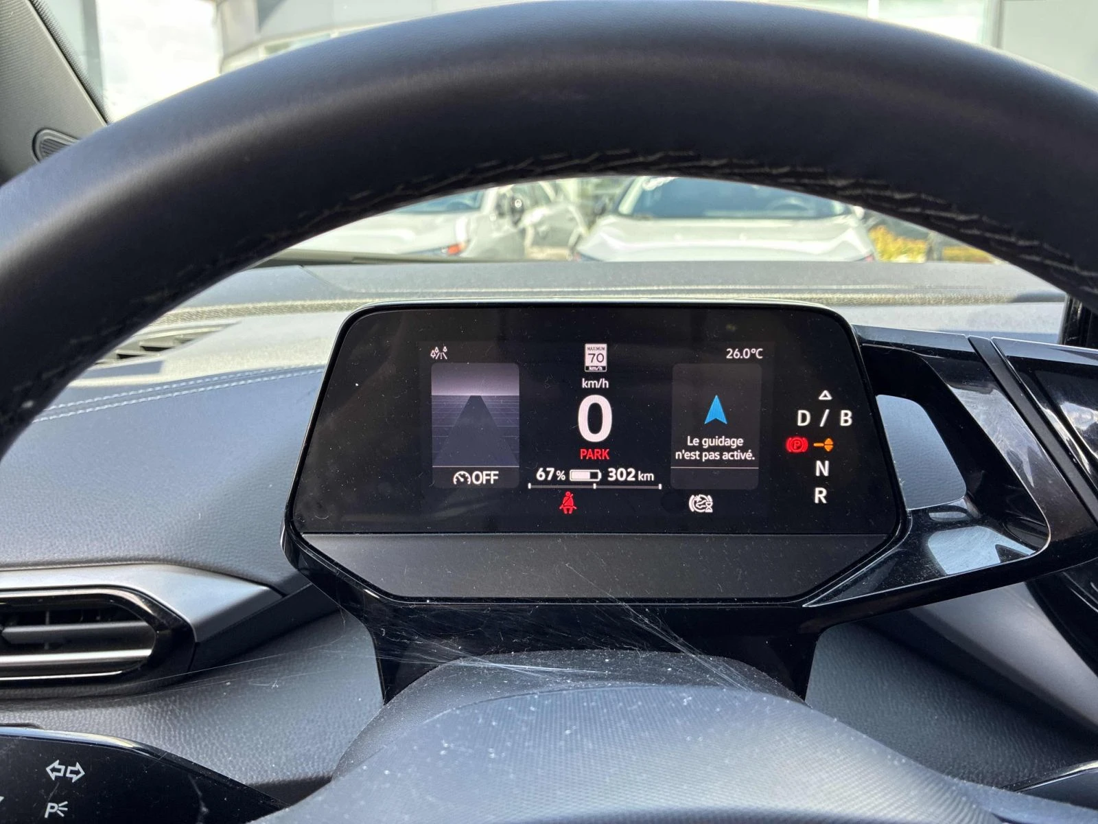 VW ID.4 Pro* 360* Подгрев* Пано* Distr, снимка 8 - Автомобили и джипове - 55945686
