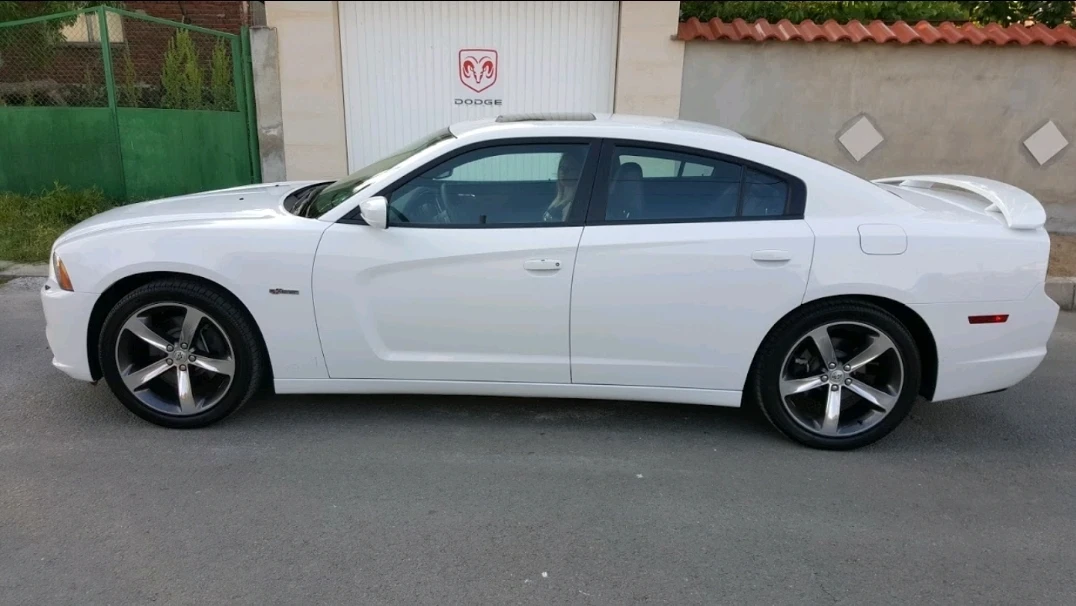 Dodge Charger RT 100th anniversary, снимка 3 - Автомобили и джипове - 56037184