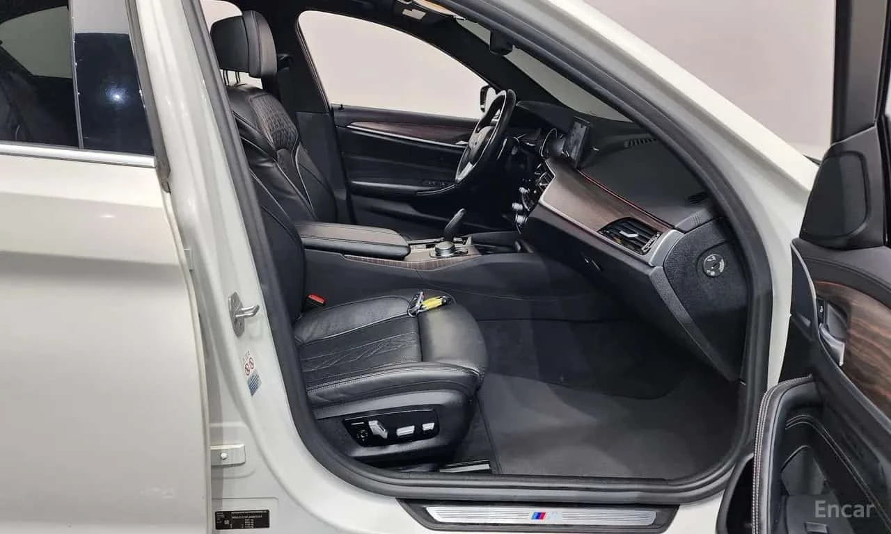 BMW 520 * 520d xDrive M Sport Package Plus * 360 ��� * HUD | Mobile.bg � ����������� 11