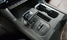 Gmc Sierra DENALI-X* ПОДГРЕВ* ОБДУХВАНЕ* LANE* ASSIST* , снимка 11