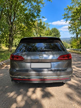 VW Touareg 3.0 TDI, снимка 2