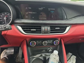 Alfa Romeo Stelvio   * CARFAX*   *  | Mobile.bg    6