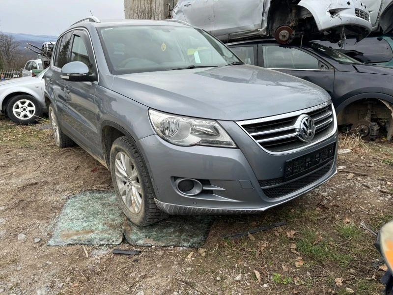 VW Tiguan 2.0TDI, снимка 1 - Автомобили и джипове - 44732831