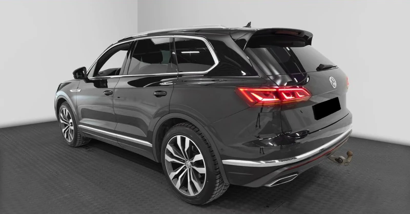 VW Touareg 3.0 TDI, снимка 4 - Автомобили и джипове - 47115208