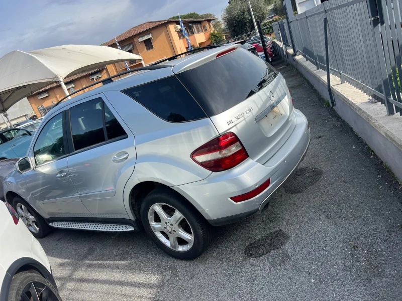 Mercedes-Benz ML FACELIFT, Теглич, камера 4matic, снимка 5 - Автомобили и джипове - 48919698