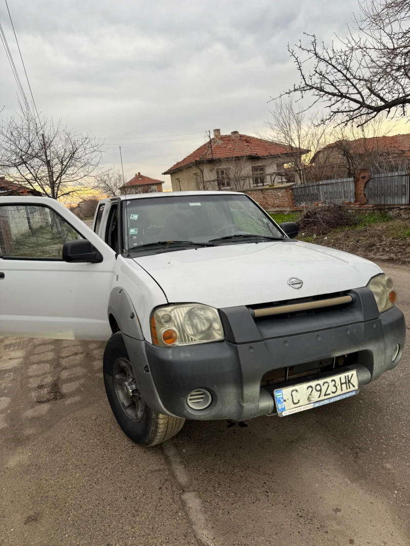 Nissan Frontier Газ бензин , снимка 11 - Автомобили и джипове - 53091040