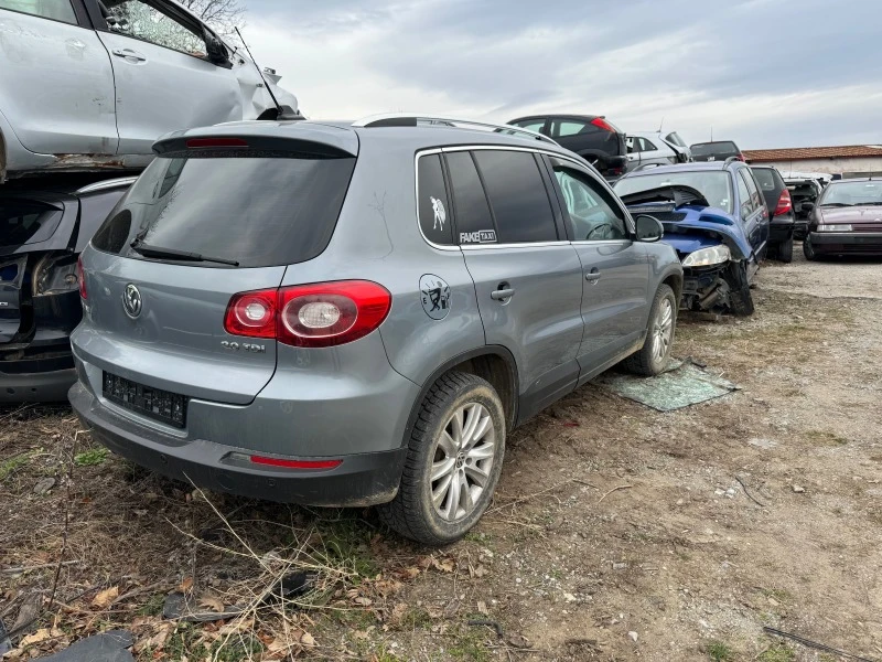 VW Tiguan 2.0TDI - 11 лв. - 77777827 | Car24.bg