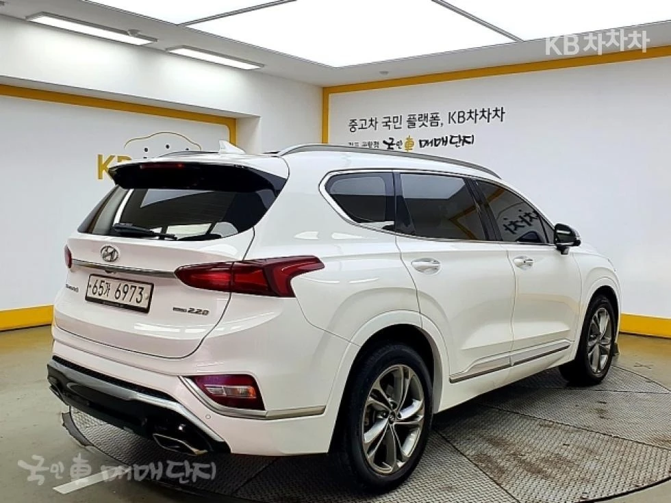 Hyundai Santa fe Diesel 2.2 4WD ЛИЗИНГ БЕЗ ПЪРВОНАЧАЛНА ВНОСКА  - изображение 3