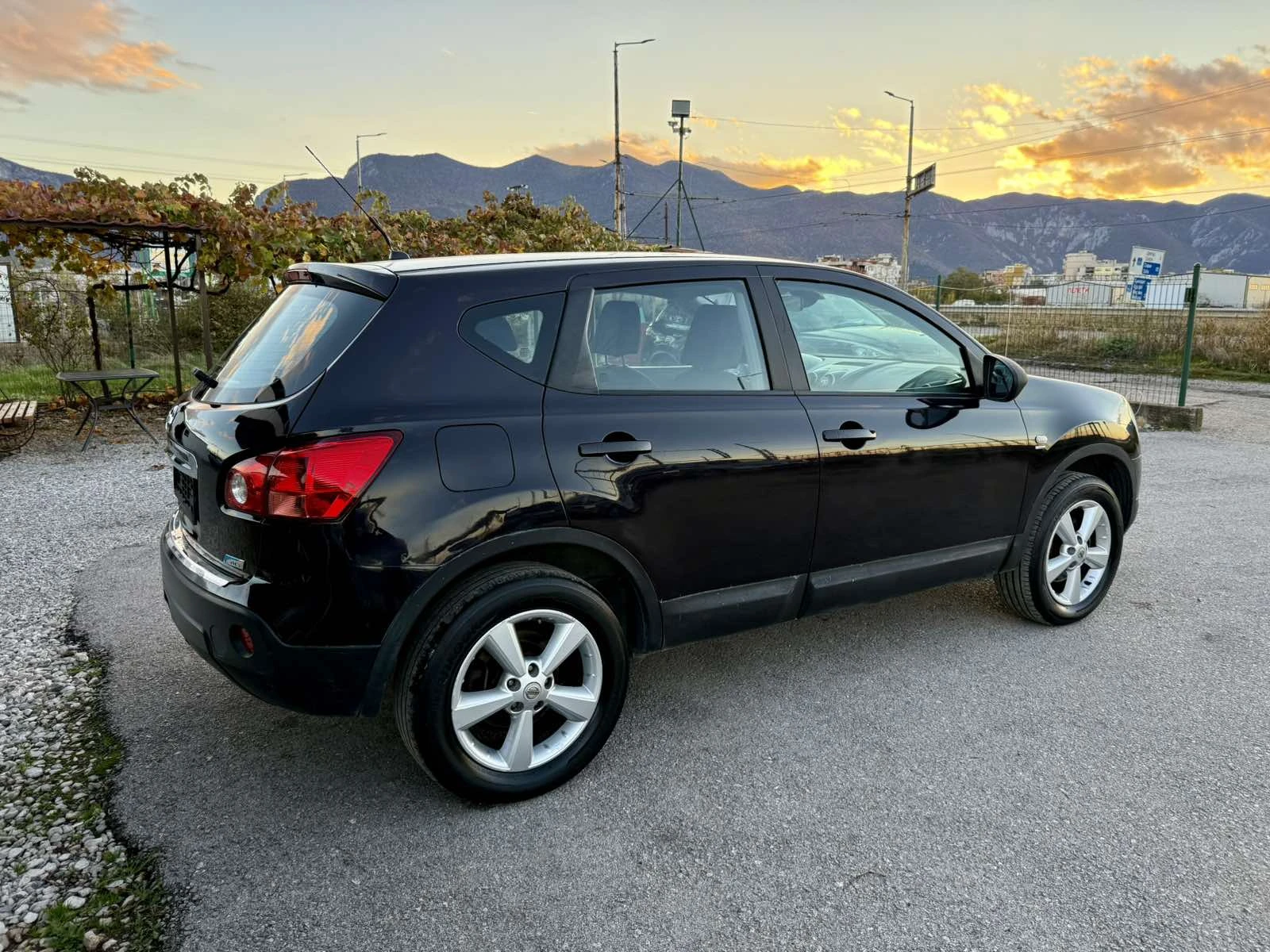 Nissan Qashqai 1.5DCI Italia | Mobile.bg   5