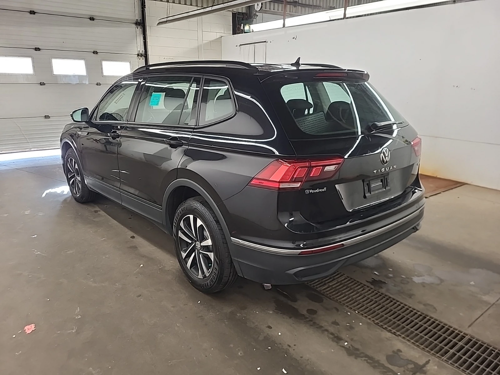 VW Tiguan * CARFAX * БЕЗ ПЪРВОНАЧАЛНА ВНОСКА - изображение 4