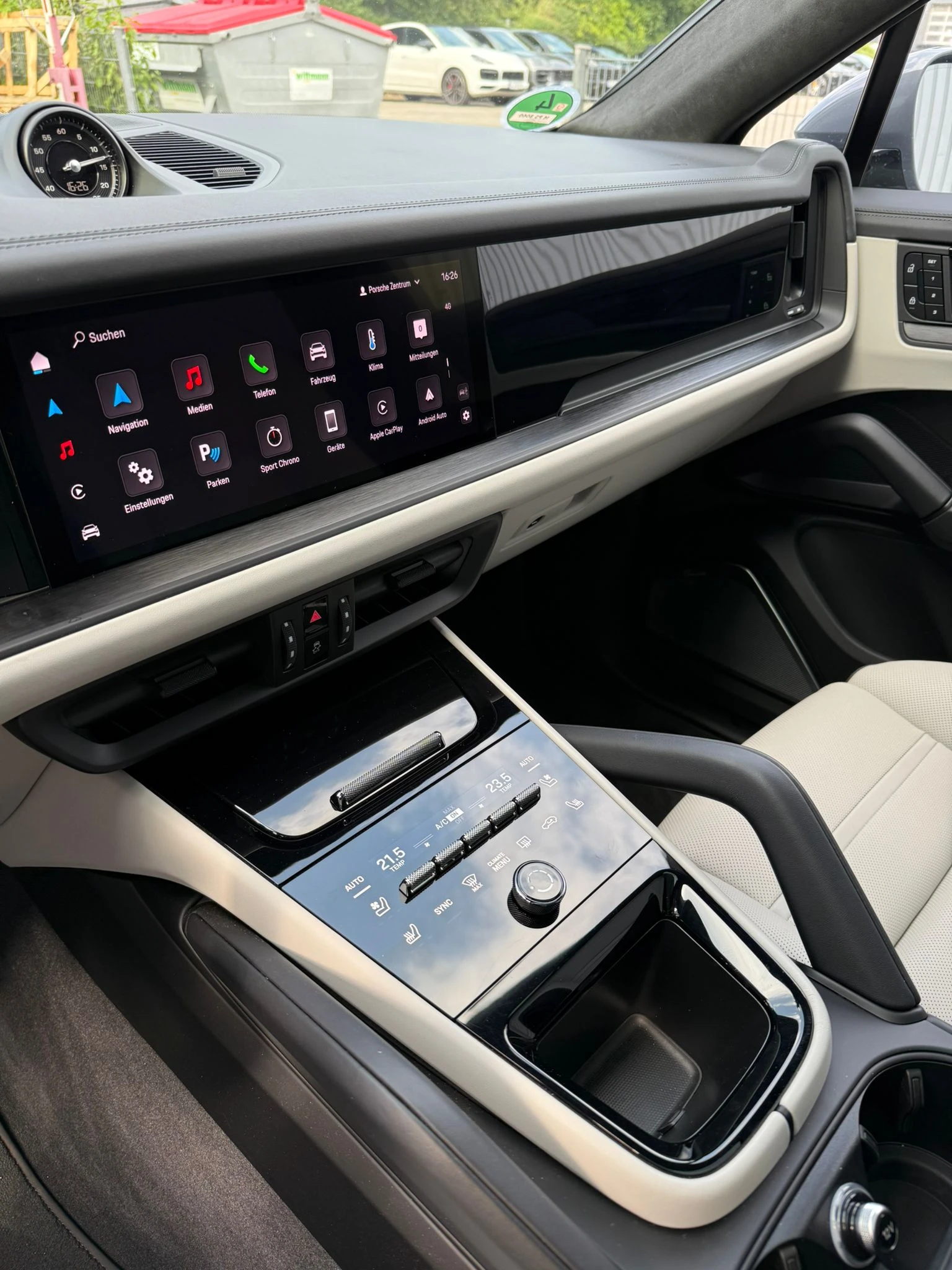 Porsche Cayenne Coupe GTS* Burmester* HuD* Chrono - изображение 10