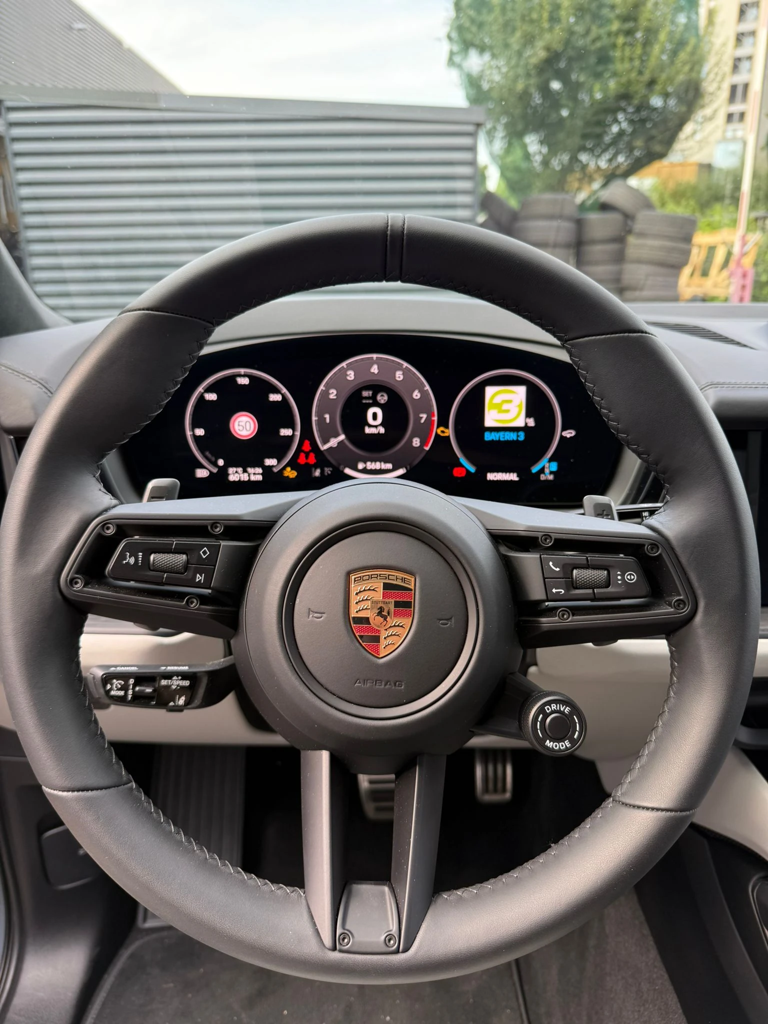 Porsche Cayenne Coupe GTS* Burmester* HuD* Chrono - изображение 8