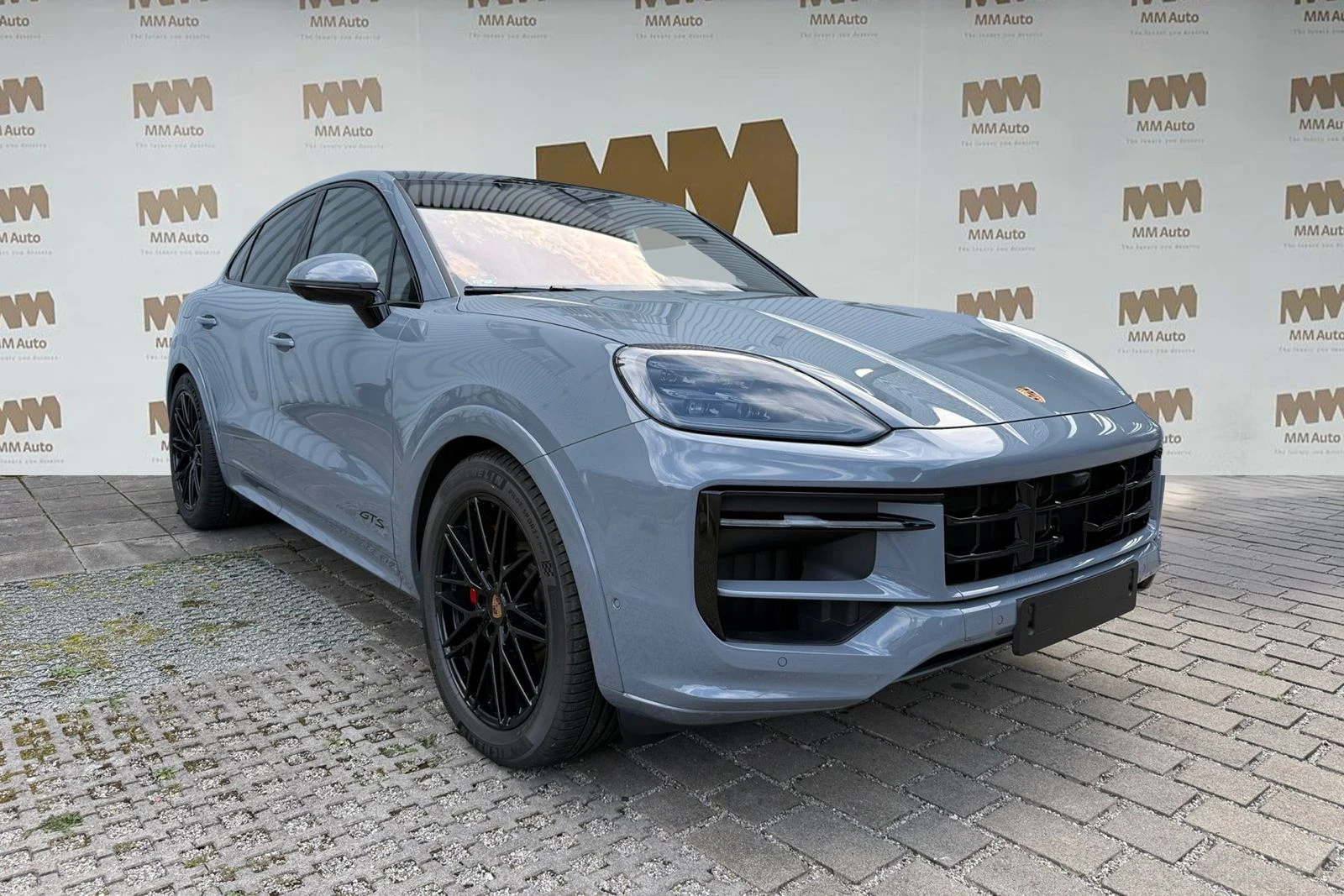 Porsche Cayenne Coupe GTS* Burmester* HuD* Chrono - изображение 2