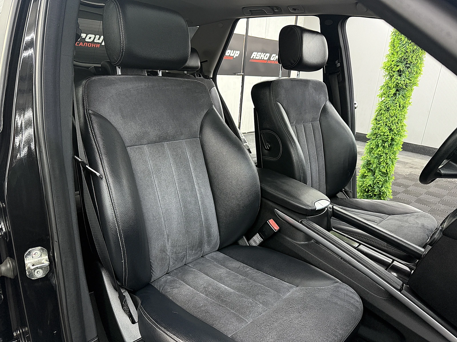 Mercedes-Benz ML 320 NAVI/PODGREV/7-gt/СОБСТВЕН ЛИЗИНГ, снимка 16 - Автомобили и джипове - 54622090