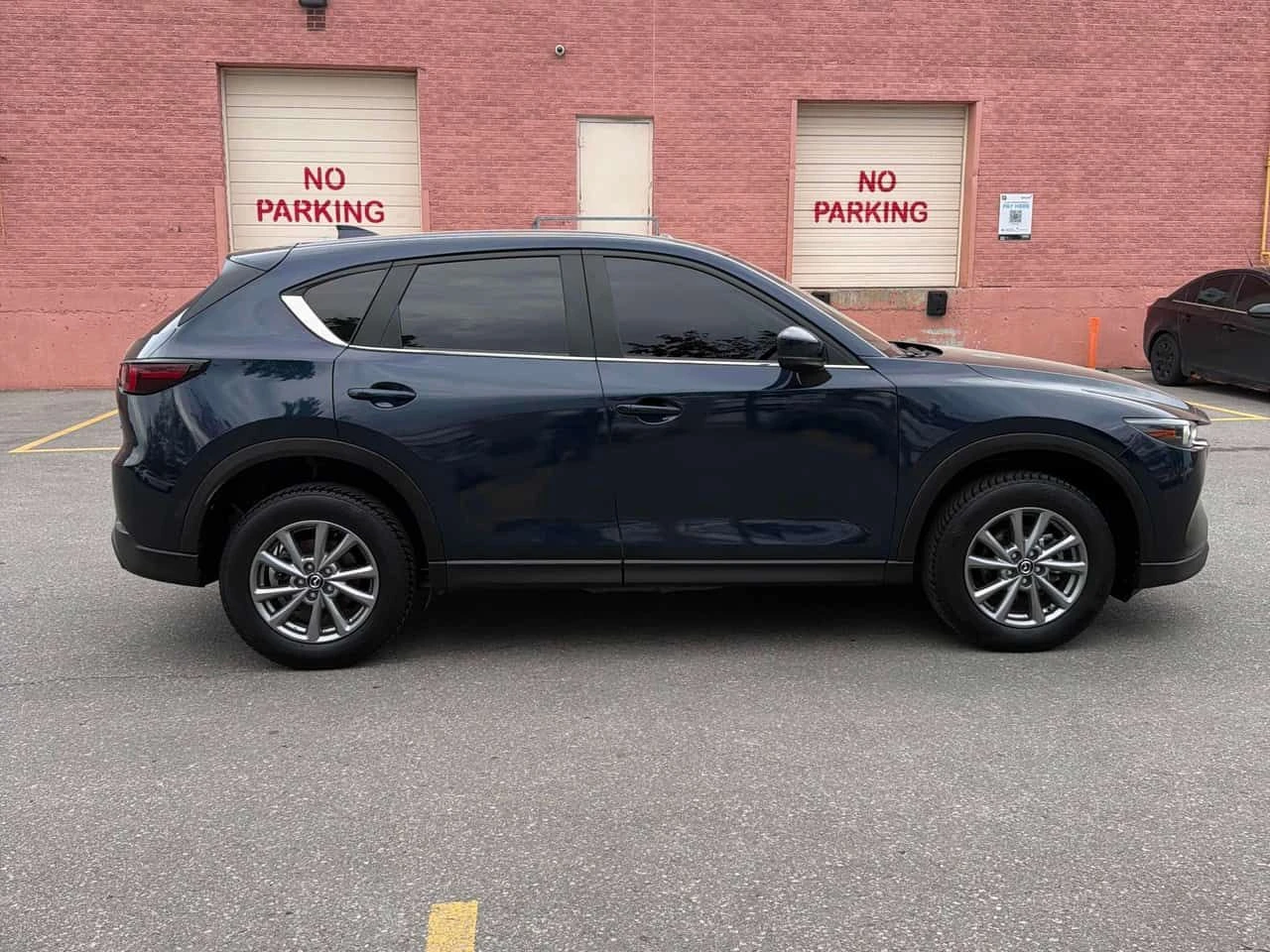 Mazda CX-5 * AWD * CARFAX * KEYLESS * ПОДГРЕВИ * КЛИП, снимка 3 - Автомобили и джипове - 54813850