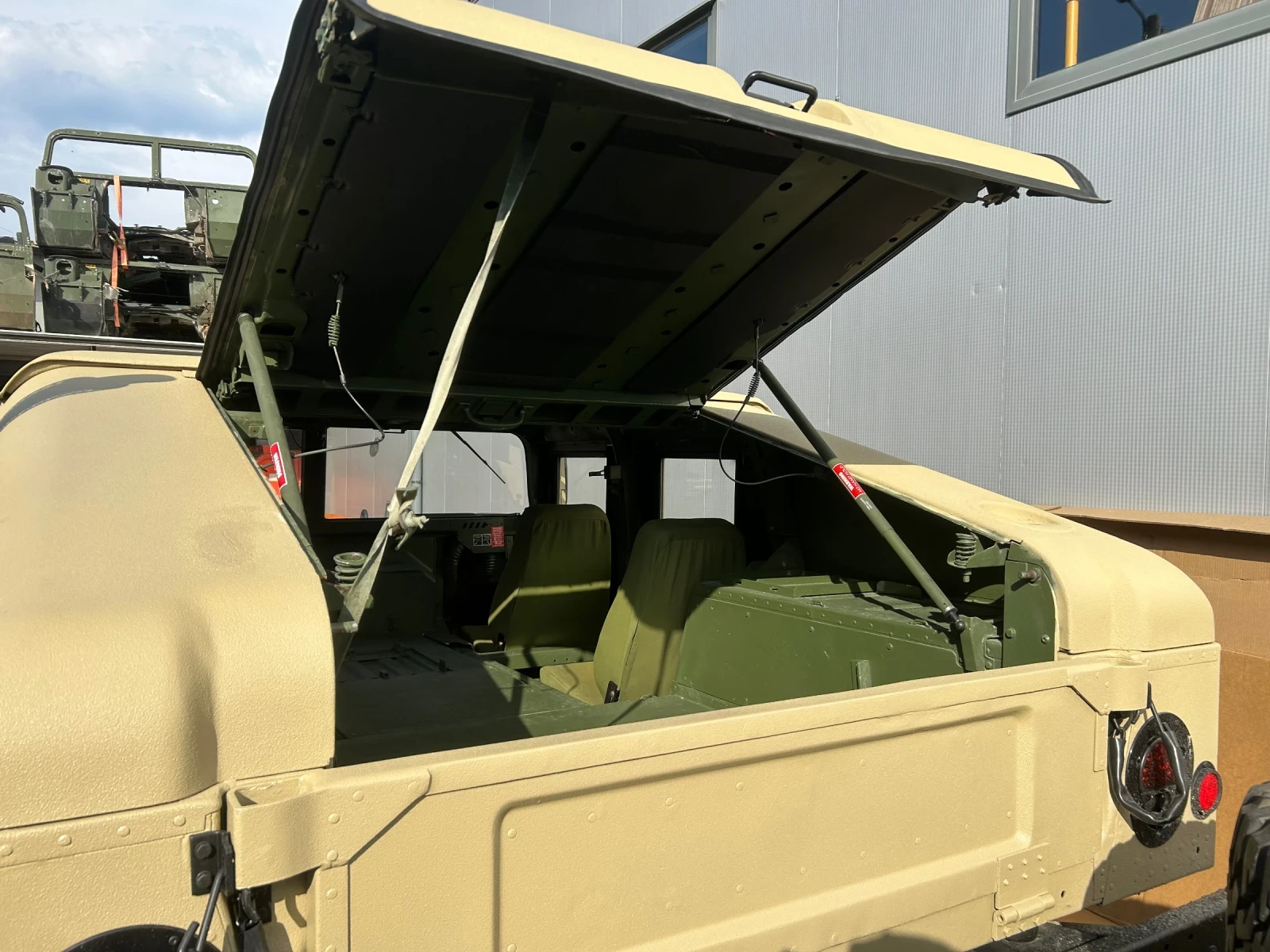 Hummer H1 M1114 | Mobile.bg � ����������� 8