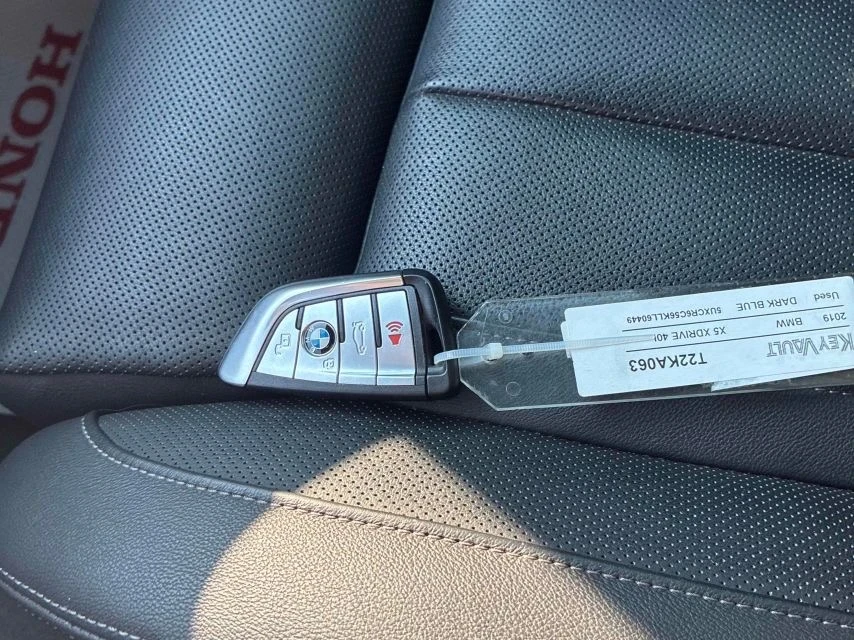 BMW X5 xDrive40i* M-pack* 360* Laser* HUD* Pano* H&K* , снимка 14 - Автомобили и джипове - 55279653