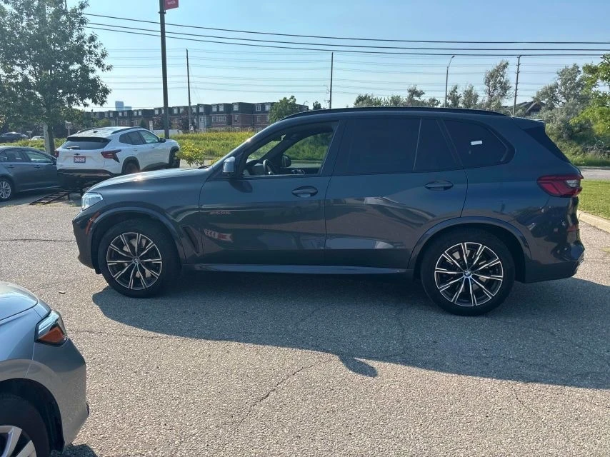 BMW X5 xDrive40i* M-pack* 360* Laser* HUD* Pano* H&K* , снимка 2 - Автомобили и джипове - 55279653