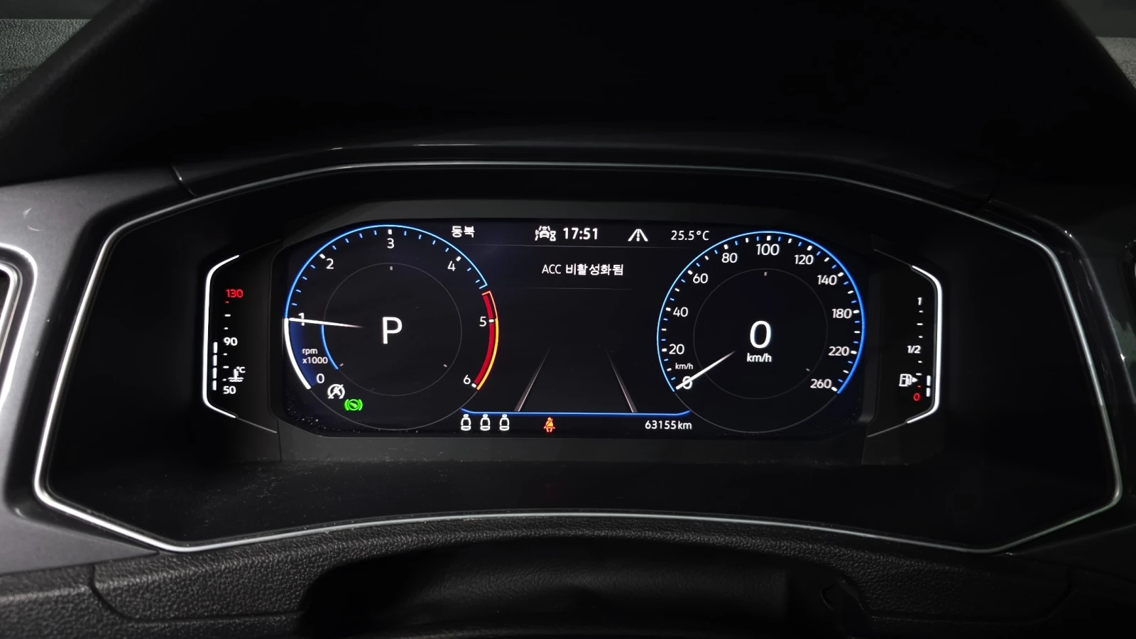 VW T-Roc 2.0 TDI Premium, снимка 6 - Автомобили и джипове - 55628106
