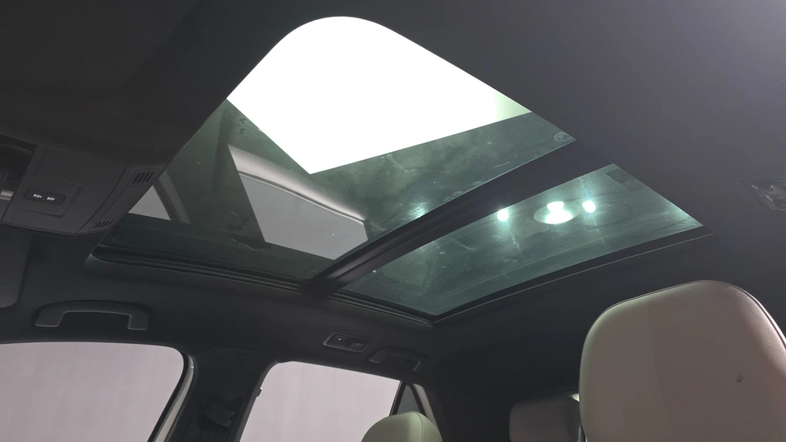 VW T-Roc 2.0 TDI Premium, снимка 15 - Автомобили и джипове - 55628106