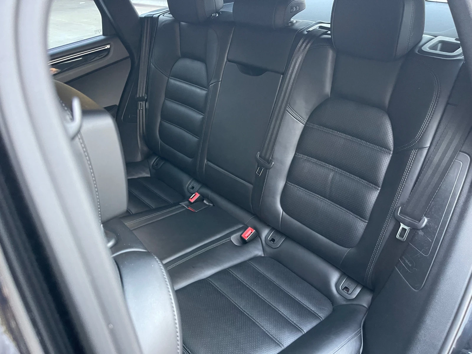 Porsche Macan S 2015 Г. AKRAPOVIC ДВА ЧИФТА ДЖАНТИ С ГУМИ, снимка 12 - Автомобили и джипове - 55909329