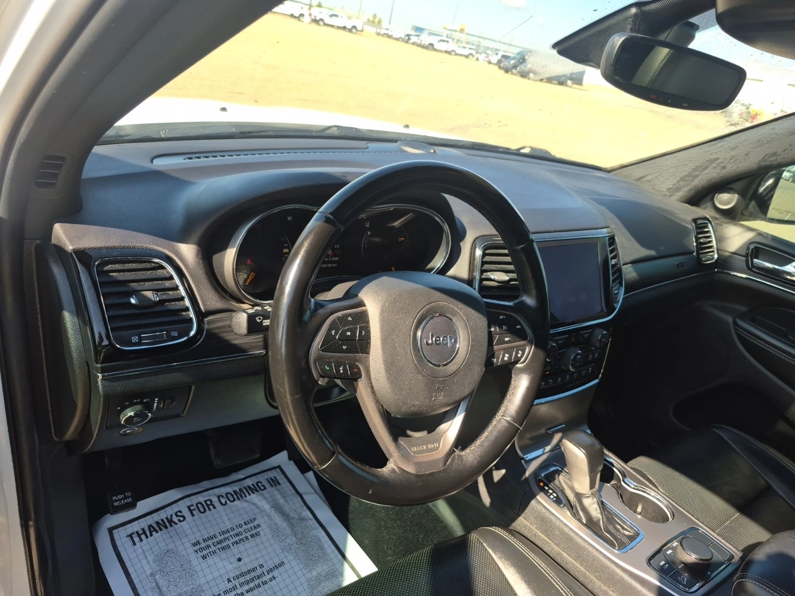 Jeep Grand cherokee 80TH ANNIVERSARY| PANO| DIS| , снимка 10 - Автомобили и джипове - 56080308