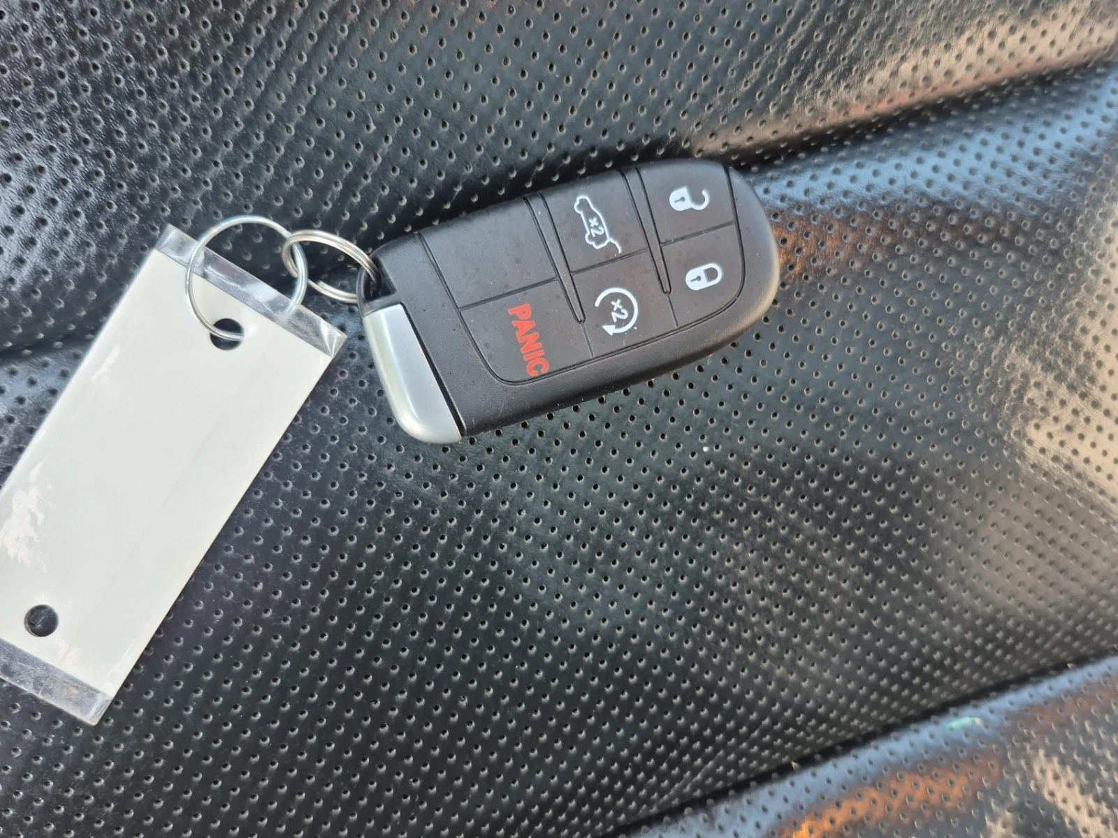 Jeep Grand cherokee 80TH ANNIVERSARY| PANO| DIS| , снимка 8 - Автомобили и джипове - 56080308